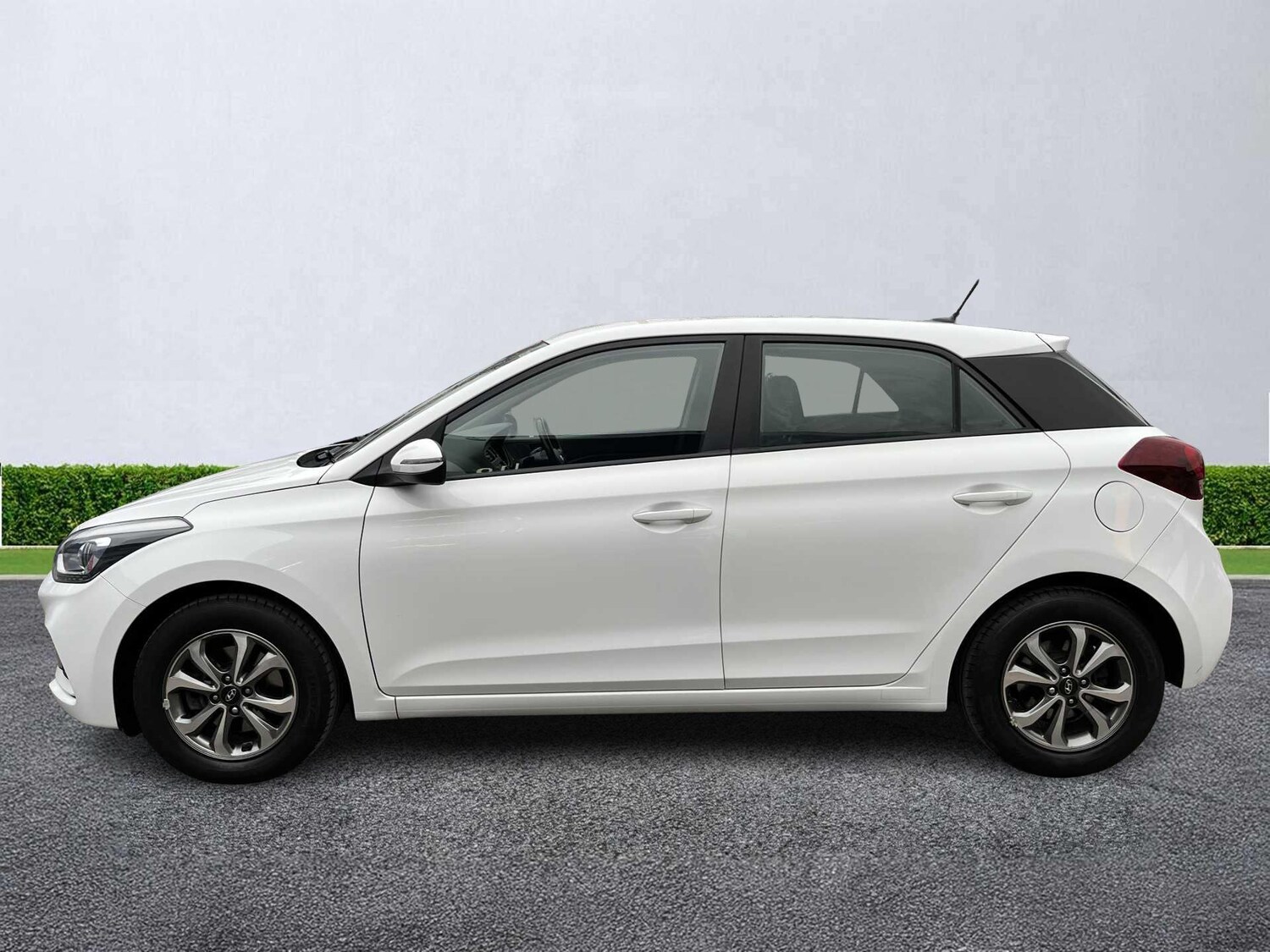 Used Hyundai i20 2018 for sale - 77901697: Photo 18