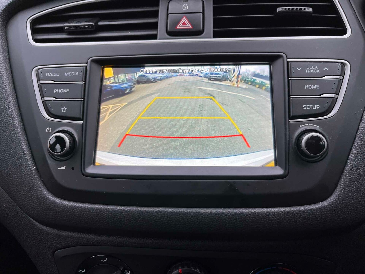 Used Hyundai i20 2018 for sale - 77901697: Photo 21