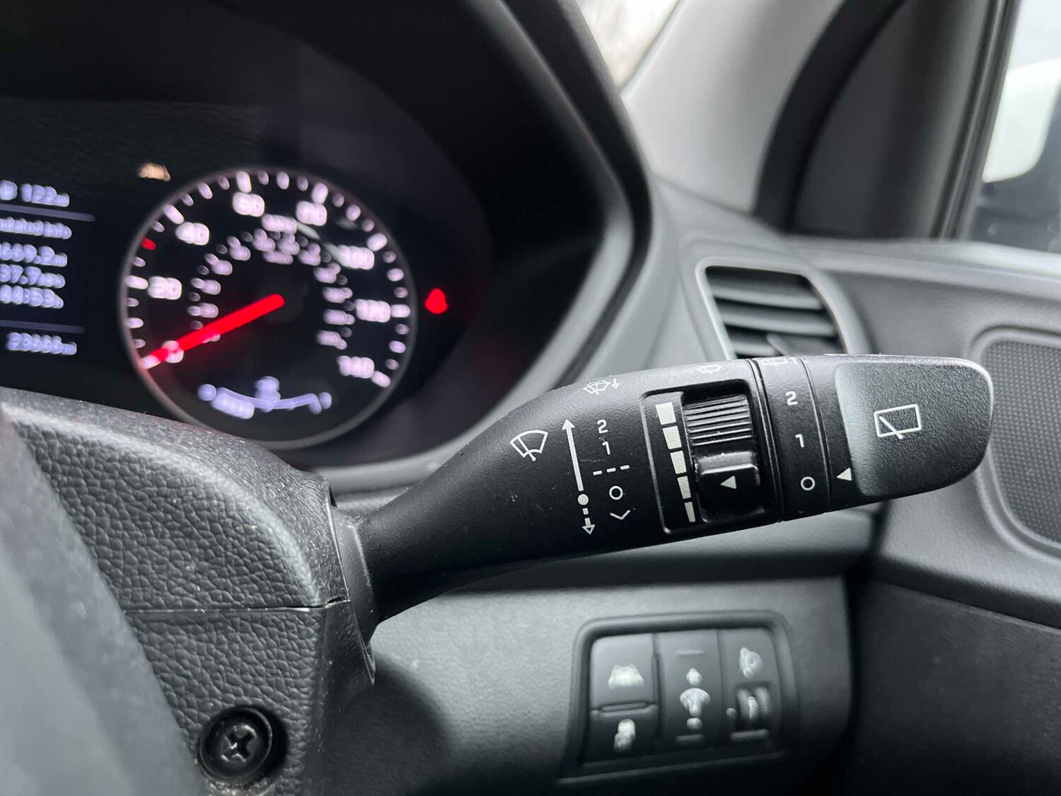 Used Hyundai i20 2018 for sale - 77901697: Photo 26