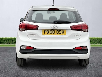 Used Hyundai i20 2018 for sale - 77901697: Photo