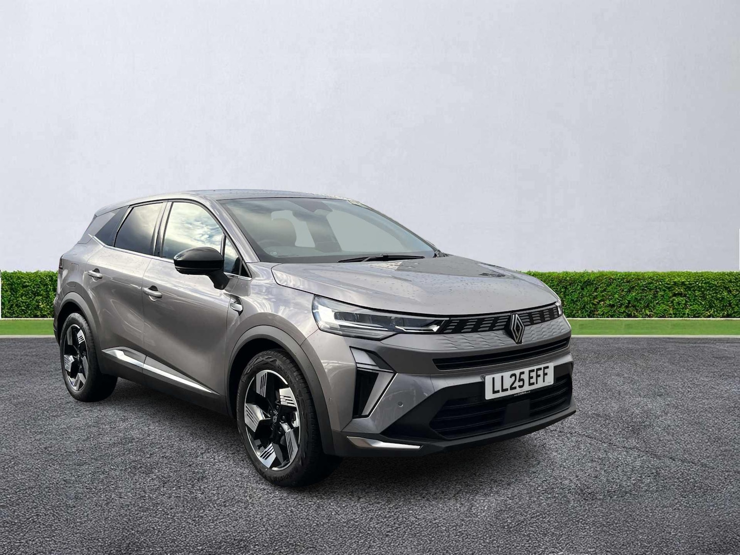 Used Renault Other 2025 for sale - 76970013: Photo 1