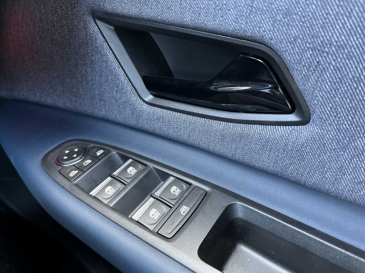 Used Renault 4 2025 for sale - 77488177: Photo 19