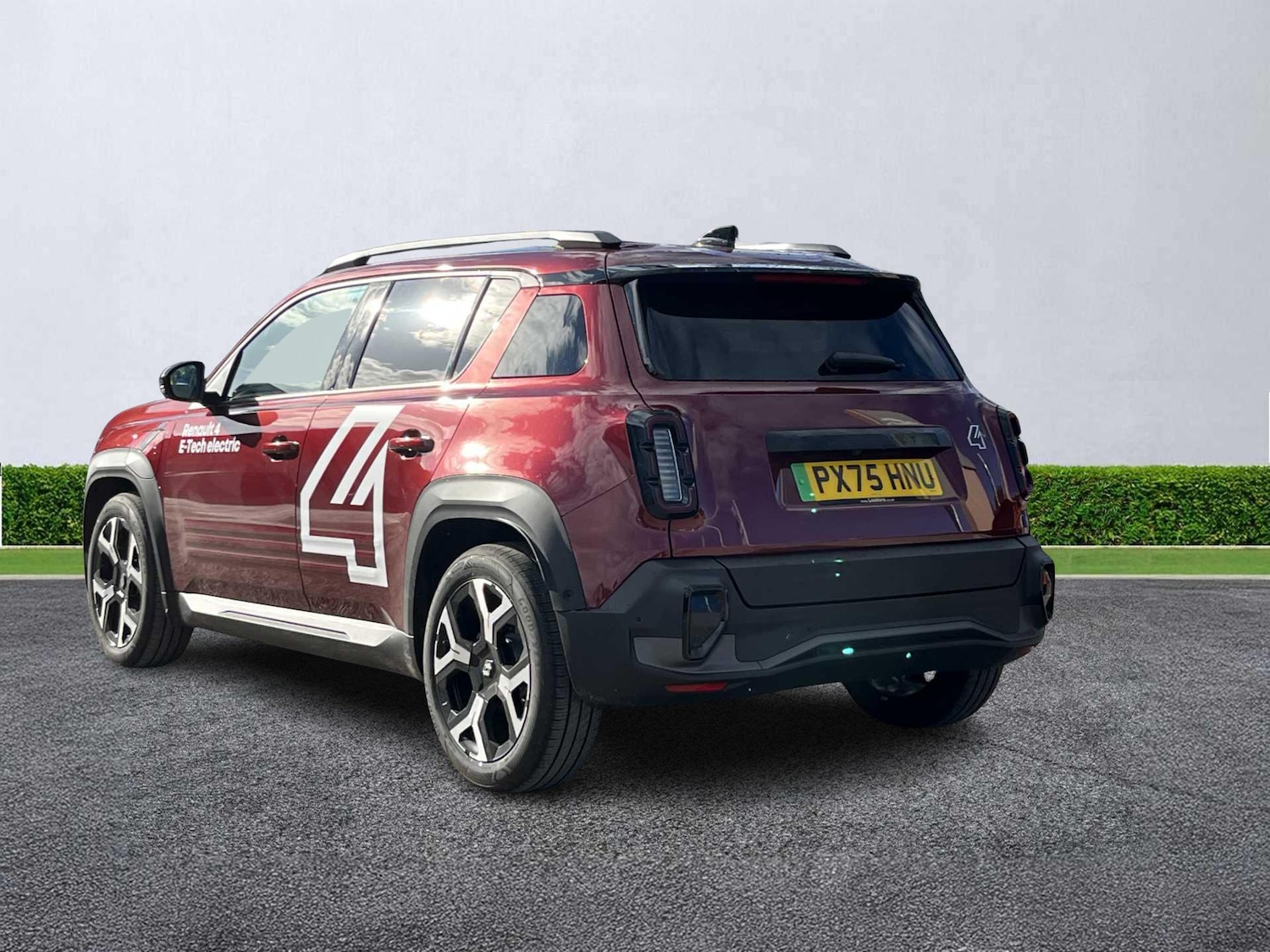 Used Renault 4 2025 for sale - 77488177: Photo 2