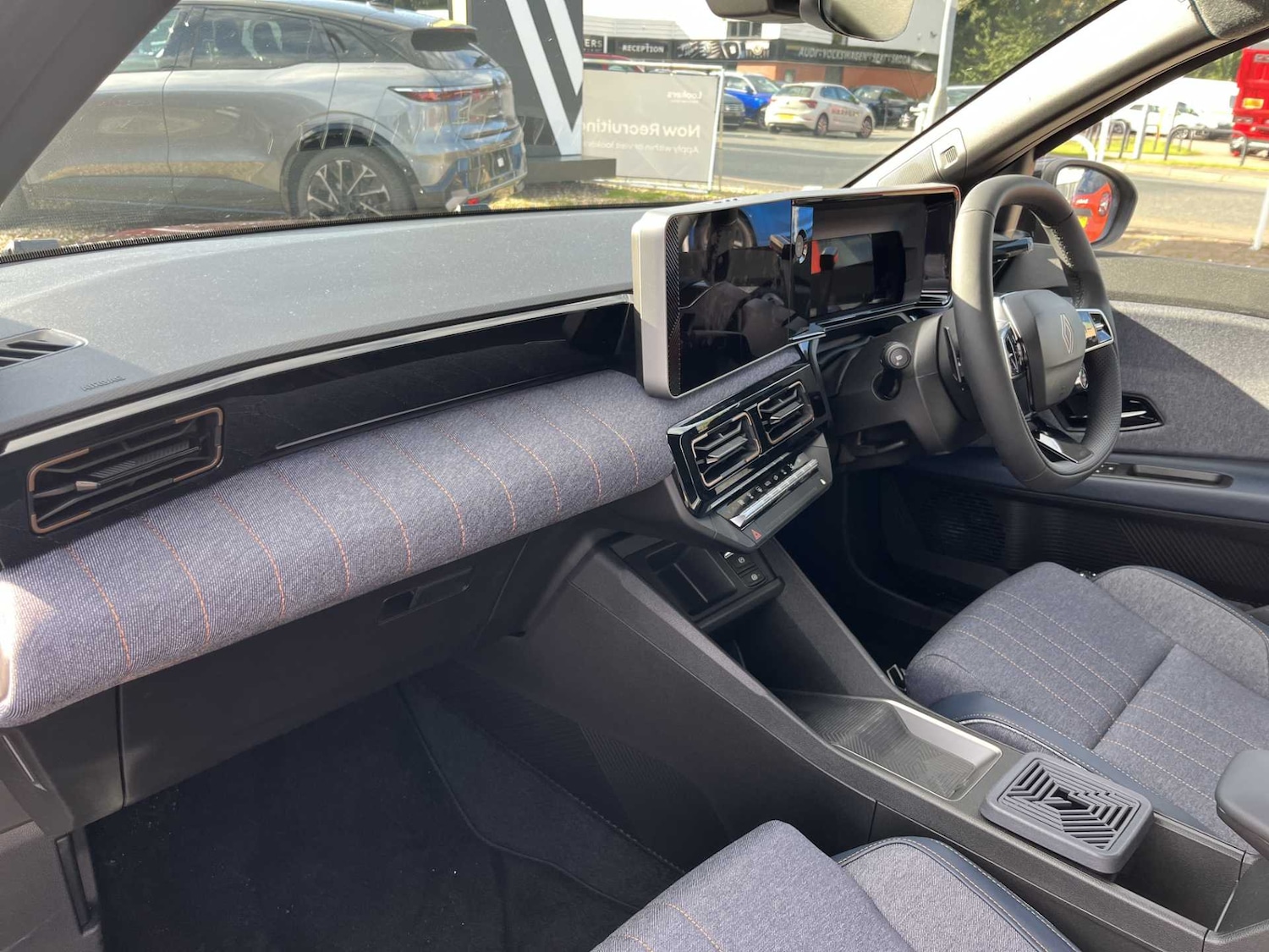 Used Renault 4 2025 for sale - 77488177: Photo 7