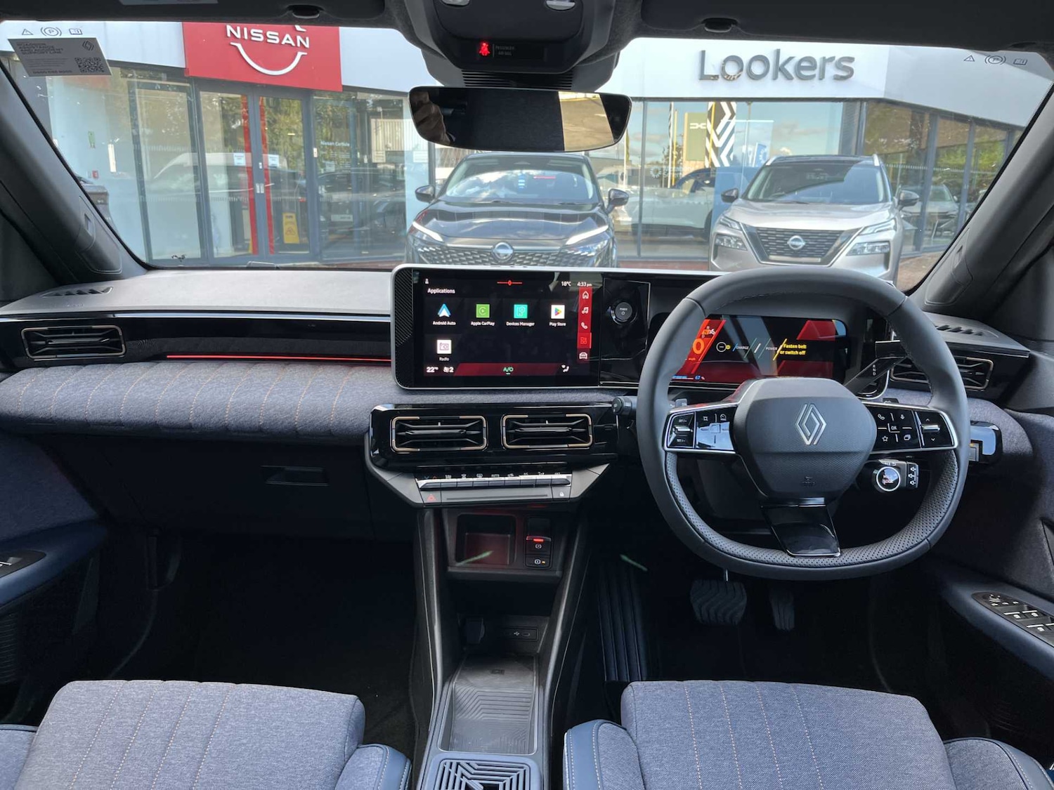 Used Renault 4 2025 for sale - 77488177: Photo 8