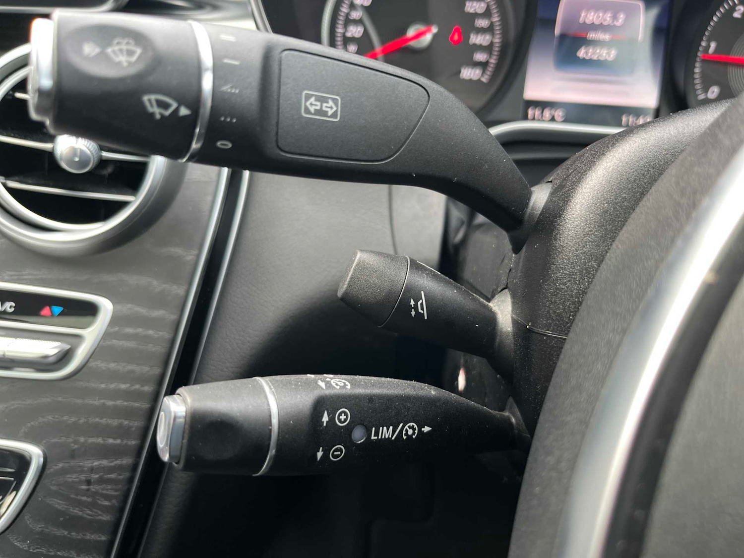 Used Mercedes-Benz C Class 2016 for sale - 76809432: Photo 26