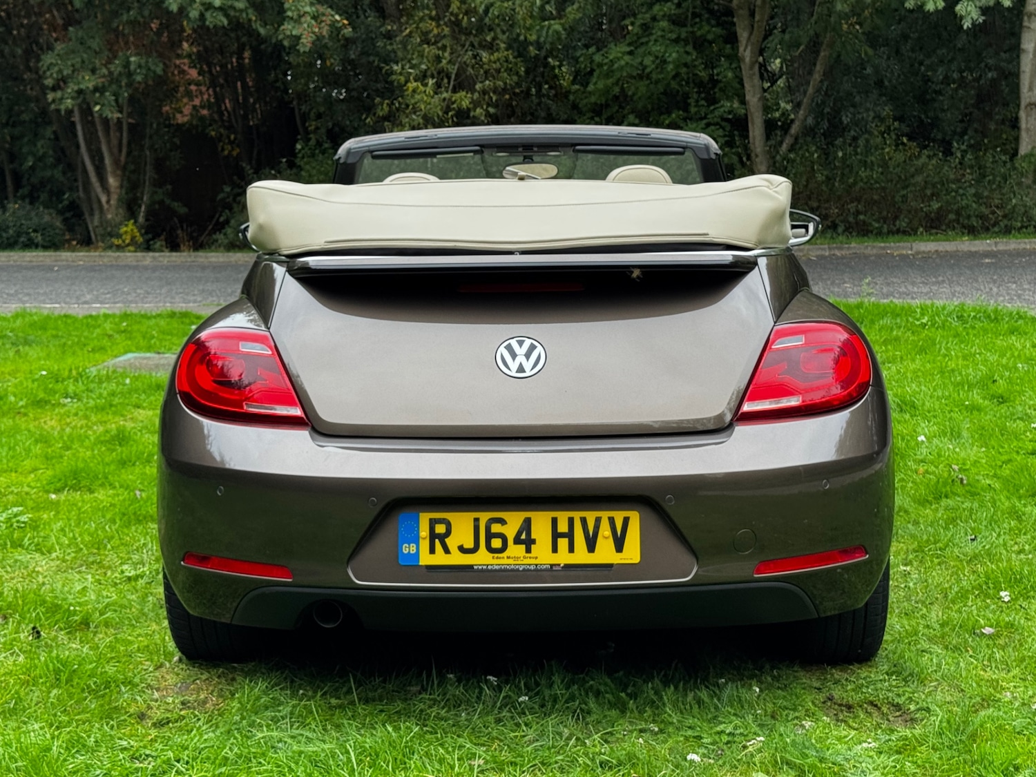 Used Volkswagen Beetle 2015 for sale - 76428338: Photo 5