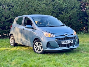 2017 (67) - 12 SE 5dr