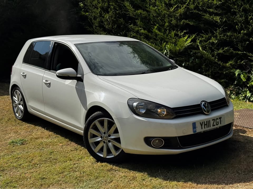 Used Volkswagen Golf 2011 for sale - 76437205: Photo 1