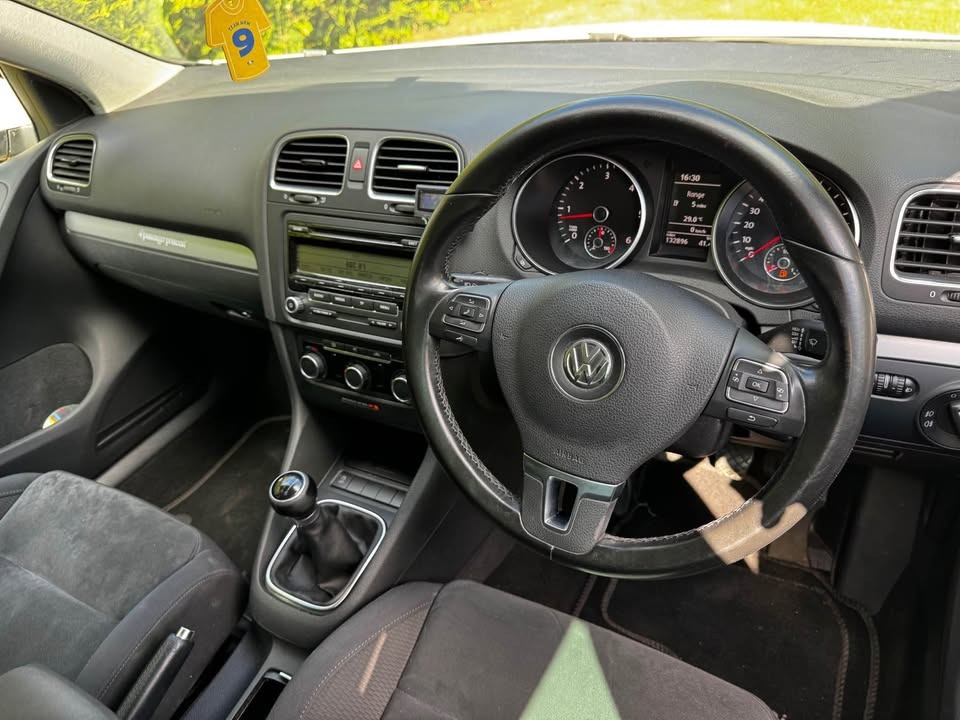 Used Volkswagen Golf 2011 for sale - 76437205: Photo 7
