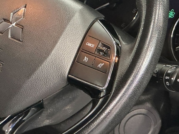 Used Mitsubishi Outlander 2018 for sale - 76147960: Photo 18