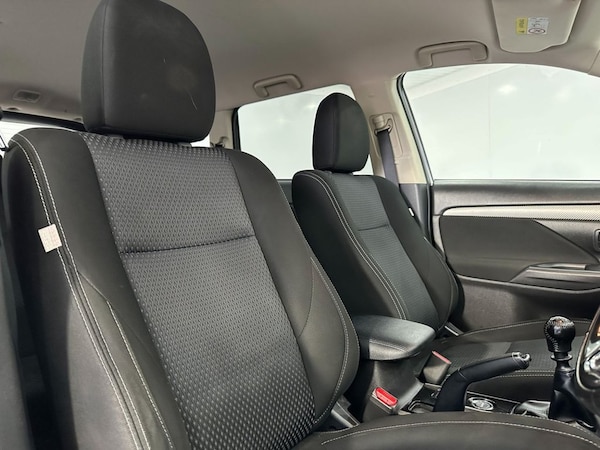Used Mitsubishi Outlander 2018 for sale - 76147960: Photo 19