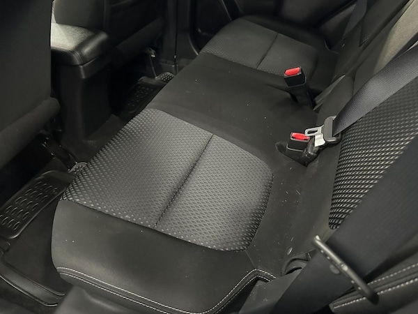 Used Mitsubishi Outlander 2018 for sale - 76147960: Photo 25