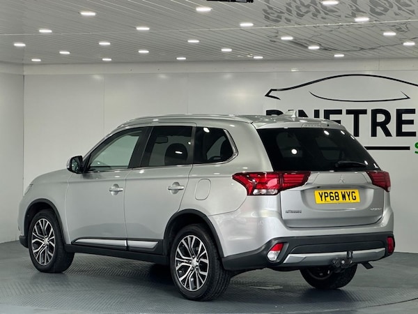 Used Mitsubishi Outlander 2018 for sale - 76147960: Photo 8