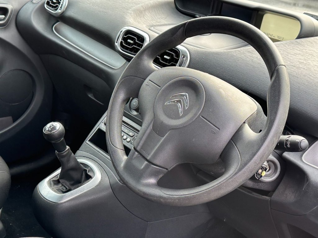 Used Citroen C3 Picasso 2015 for sale - 76883416: Photo 2