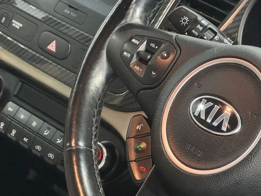Used Kia Carens 2018 for sale - 77263575: Photo 14