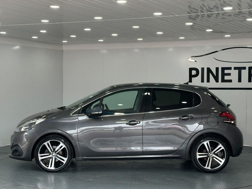Used Peugeot 208 2019 for sale - 76061901: Photo 5