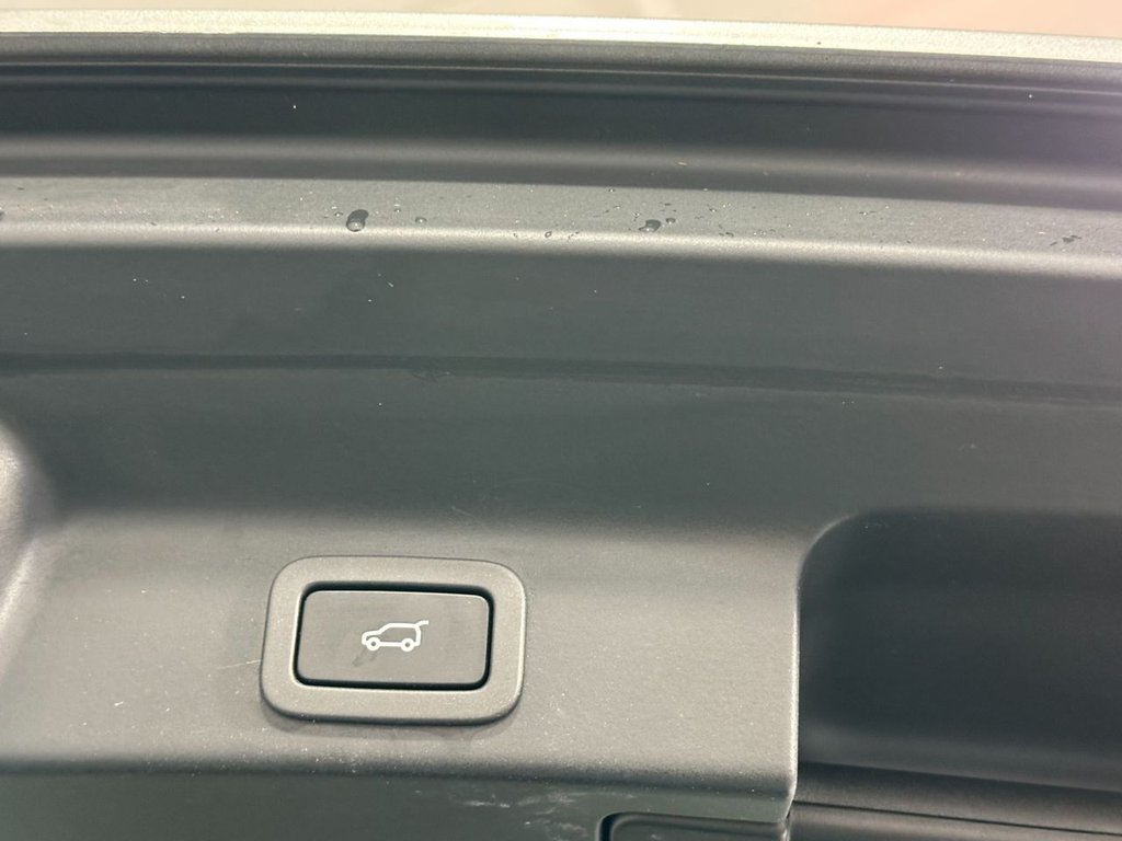 Used Jaguar F-Pace 2018 for sale - 77521488: Photo 22