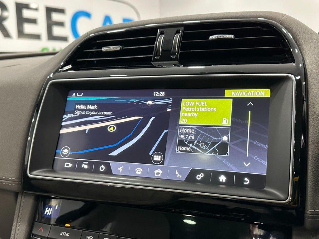 Used Jaguar F-Pace 2018 for sale - 77521488: Photo 33