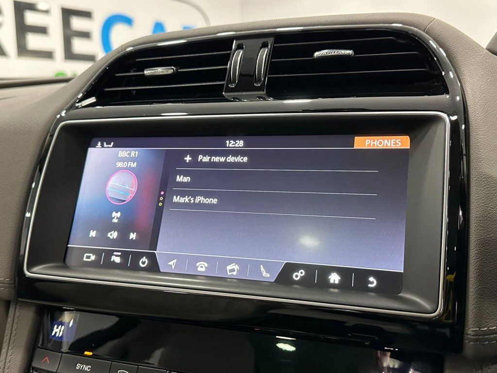 Used Jaguar F-Pace 2018 for sale - 77521488: Photo 36