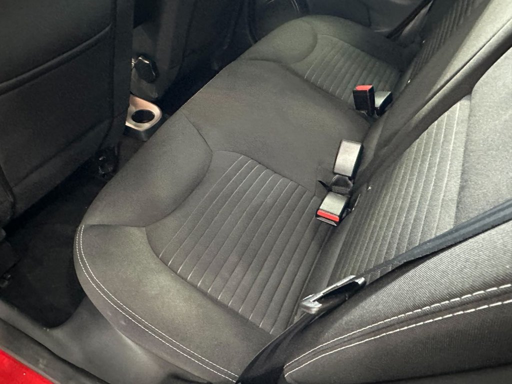 Used Renault Clio 2015 for sale - 76039605: Photo 24