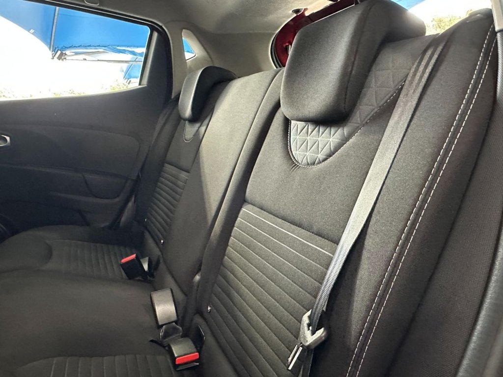 Used Renault Clio 2015 for sale - 76039605: Photo 25