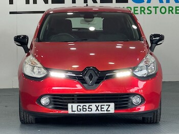 Used Renault Clio 2015 for sale - 76039605: Photo 2