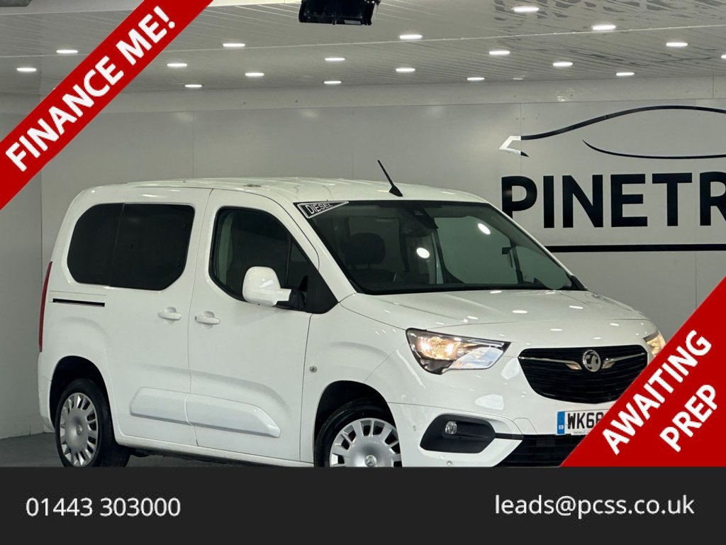 Used Vauxhall Combo Life 2018 for sale - 76039627: Photo 1