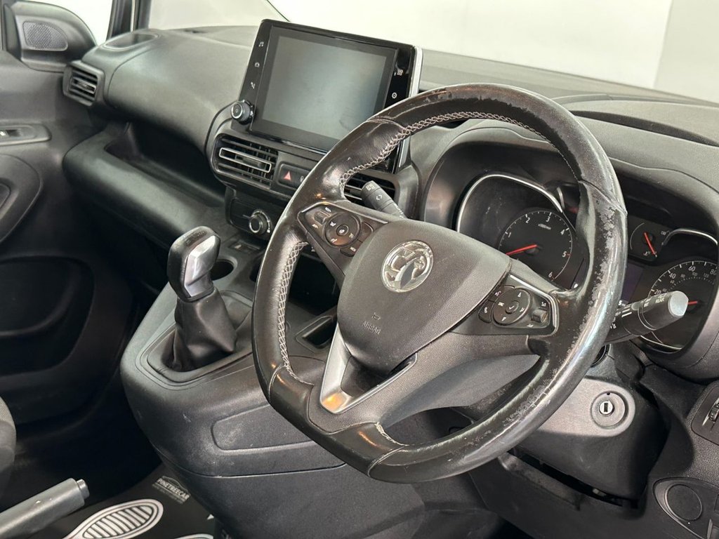 Used Vauxhall Combo Life 2018 for sale - 76039627: Photo 15