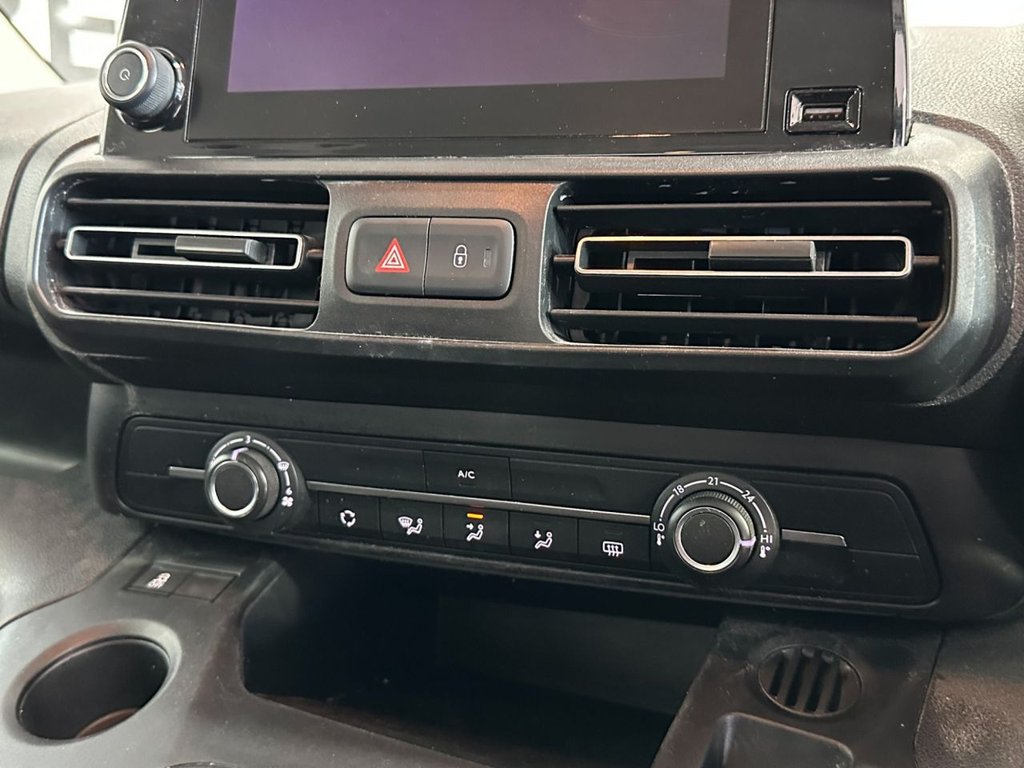 Used Vauxhall Combo Life 2018 for sale - 76039627: Photo 24