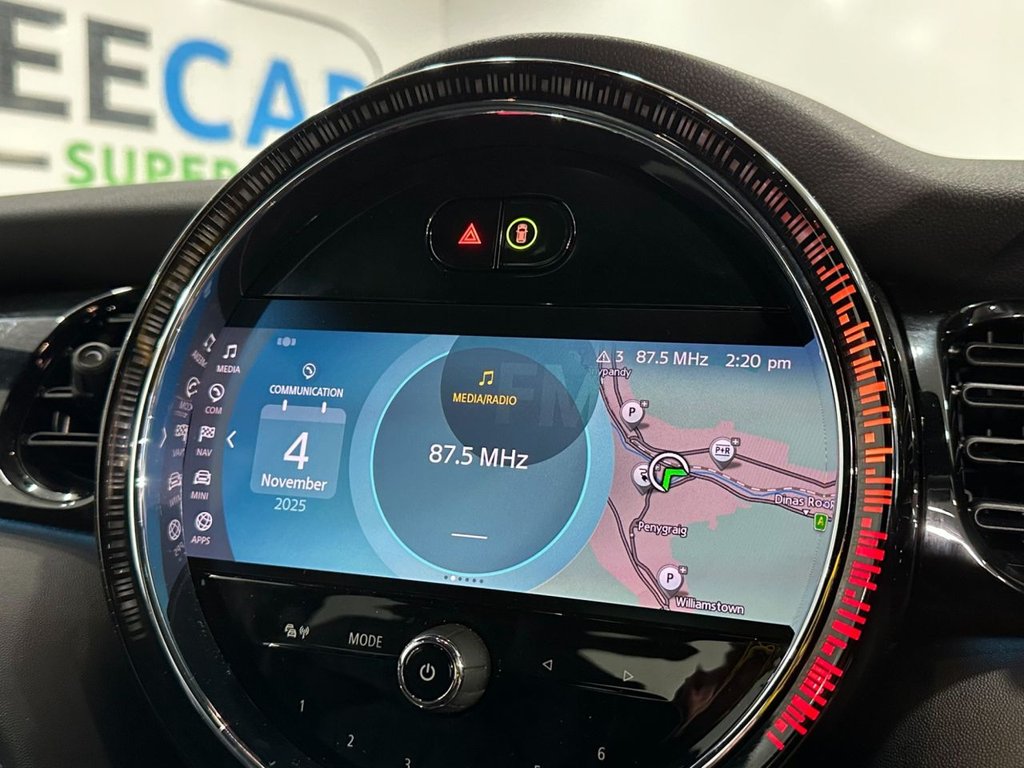 Used MINI Electric Hatch 2021 for sale - 76367627: Photo 32