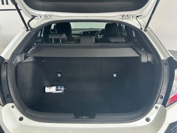 Used Honda Civic 2020 for sale - 76039432: Photo 32