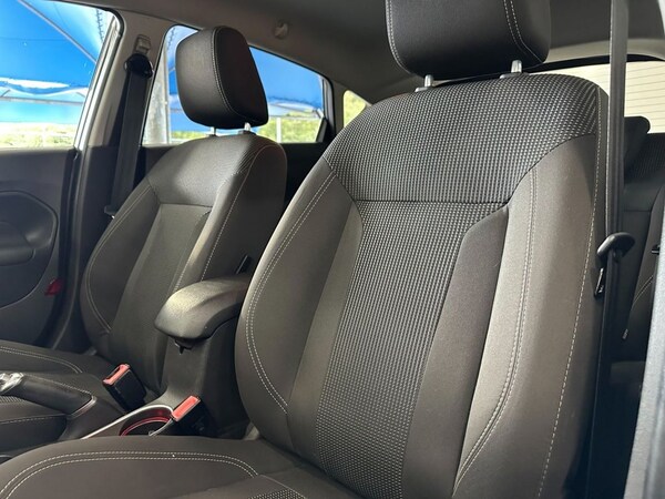 Used Ford Fiesta 2015 for sale - 76080973: Photo 22