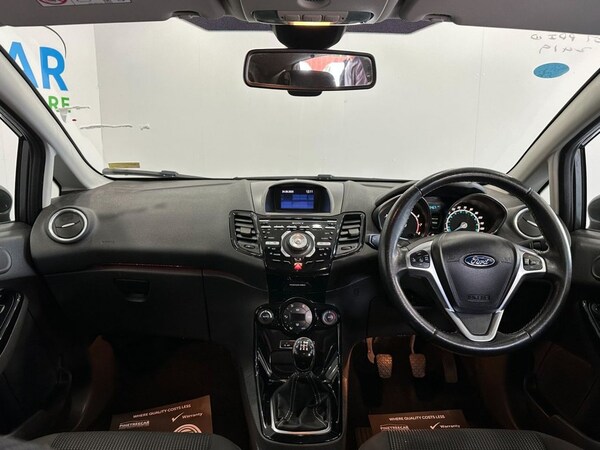 Used Ford Fiesta 2015 for sale - 76080973: Photo 25
