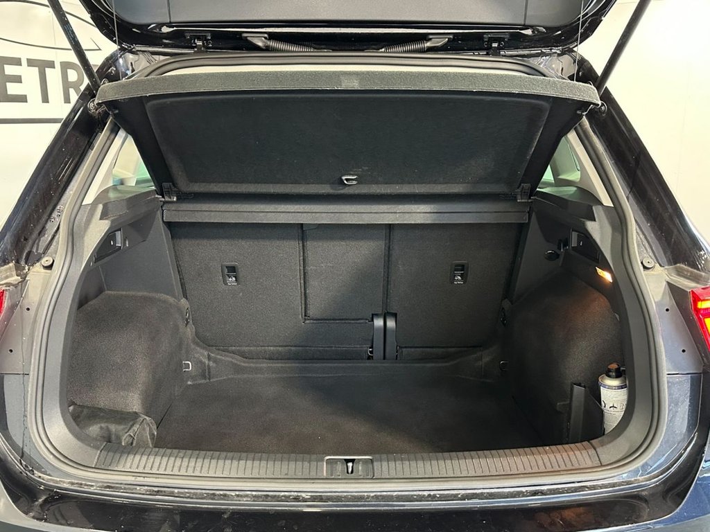 Used Volkswagen Tiguan 2021 for sale - 77672728: Photo 35
