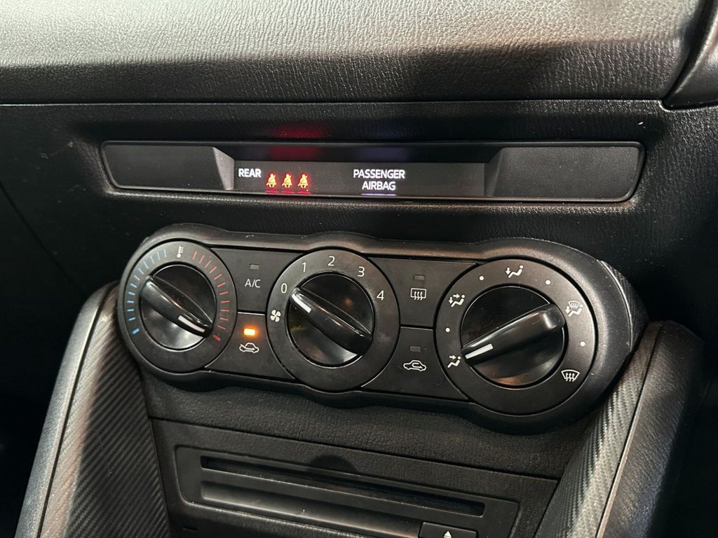 Used Mazda Mazda2 2015 for sale - 77936004: Photo 27