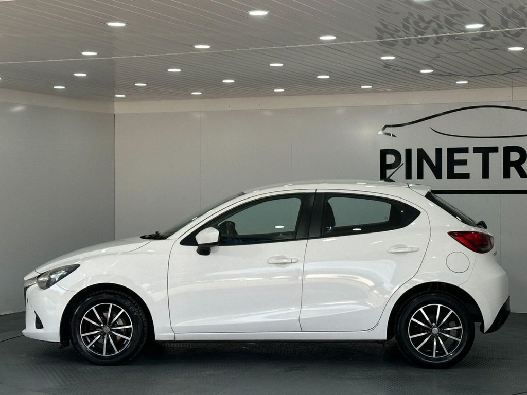 Used Mazda Mazda2 2015 for sale - 77936004: Photo 5