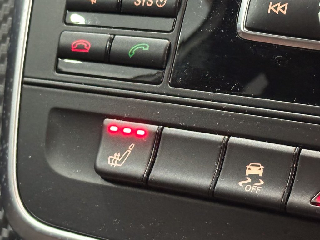 Used Mercedes-Benz A-Class 2014 for sale - 76826523: Photo 28