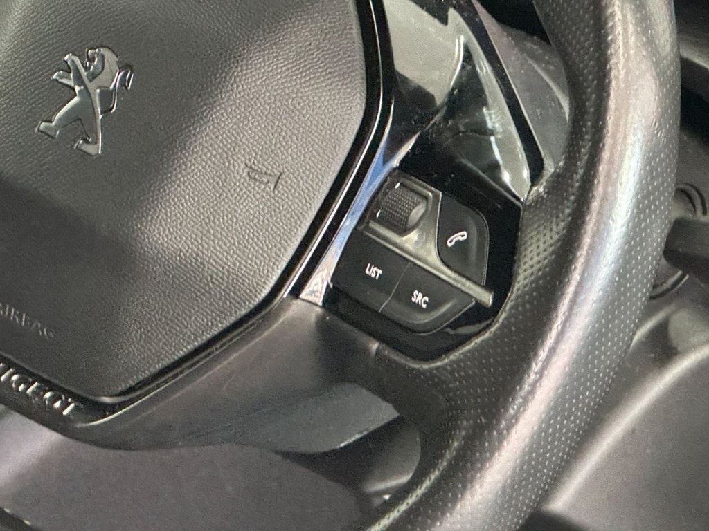 Used Peugeot 208 2022 for sale - 77384440: Photo 16