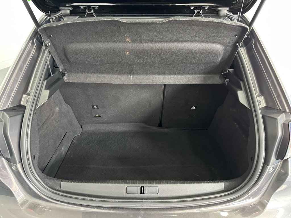 Used Peugeot 208 2022 for sale - 77384440: Photo 35