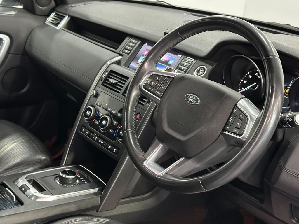 Used Land Rover Discovery Sport 2018 for sale - 77193475: Photo 14