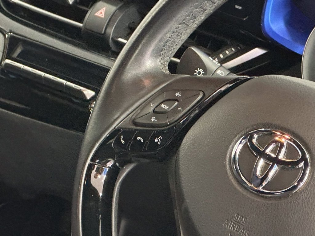 Used Toyota C-HR 2017 for sale - 76356538: Photo 17