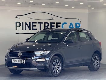 Used Volkswagen T-Roc 2019 for sale - 75462137: Photo
