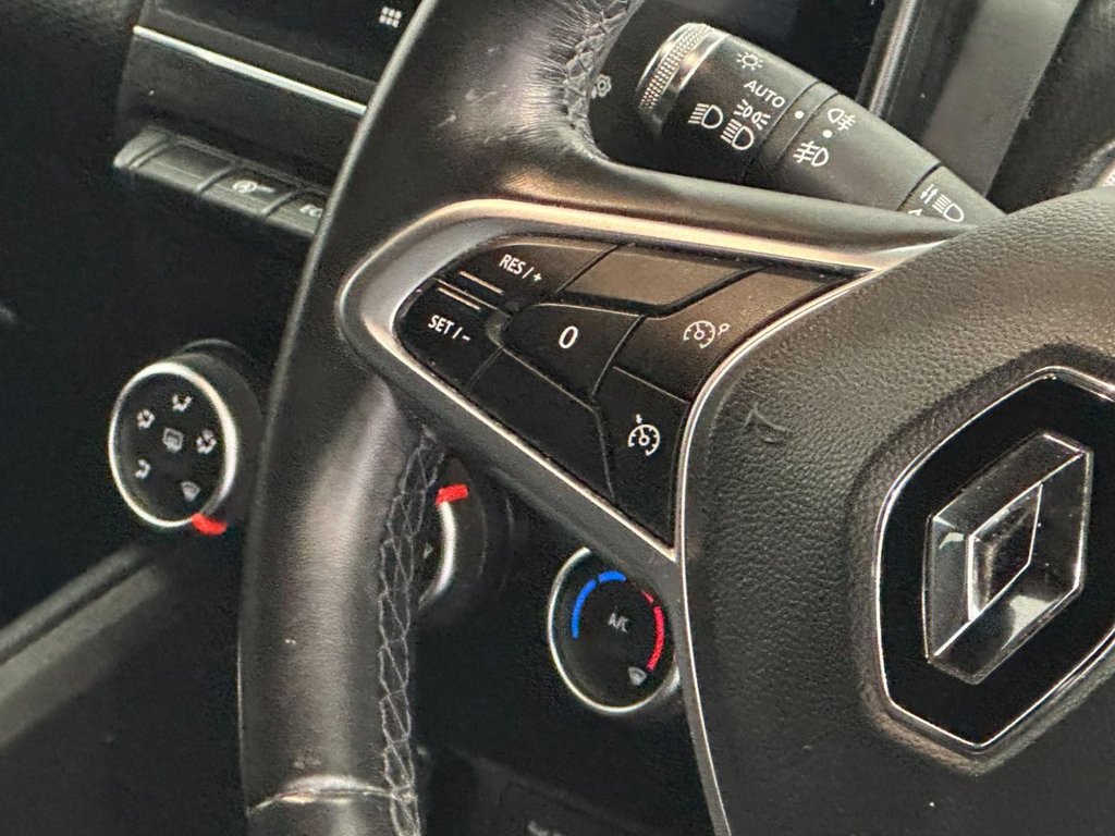 Used Renault Clio 2019 for sale - 76710939: Photo 16