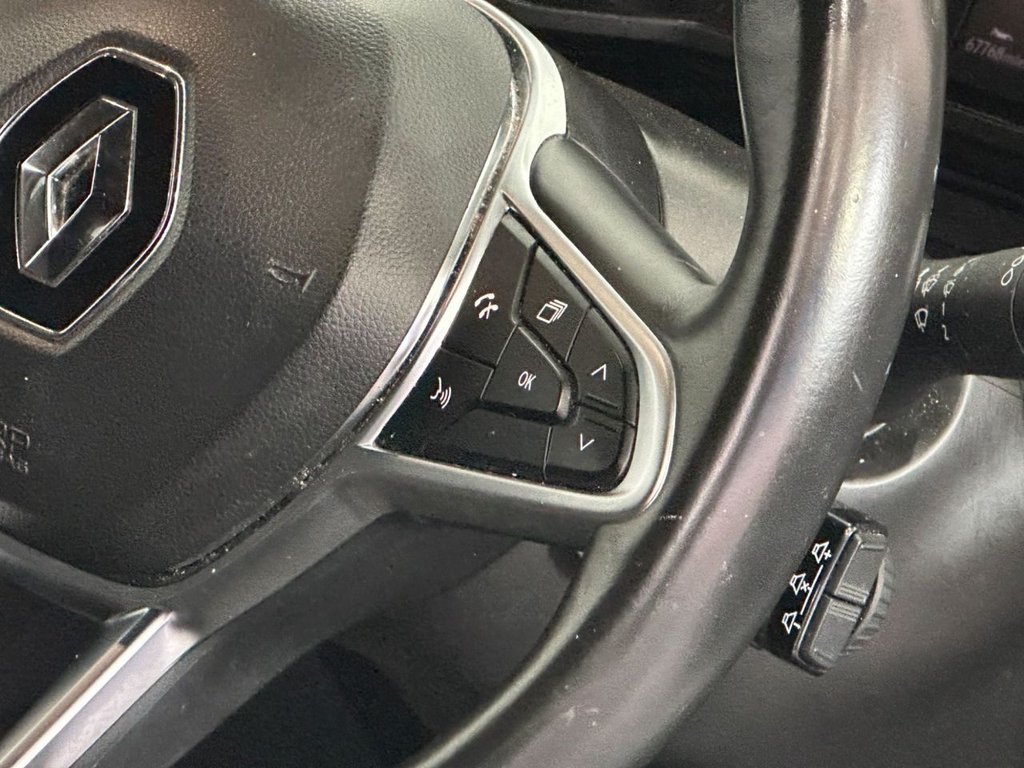 Used Renault Clio 2019 for sale - 76710939: Photo 18