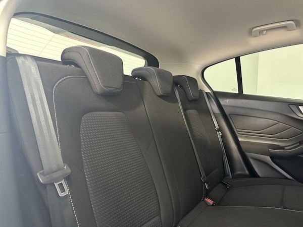 Used Ford Focus 2019 for sale - 76039003: Photo 18