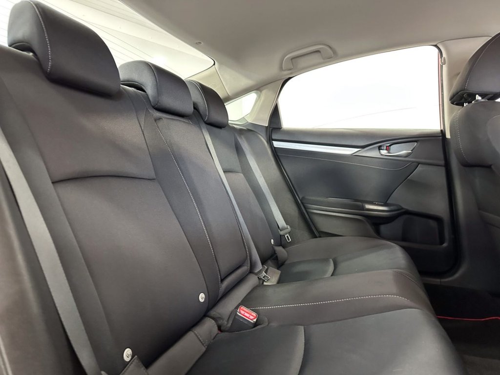 Used Honda Civic 2018 for sale - 76303945: Photo 22