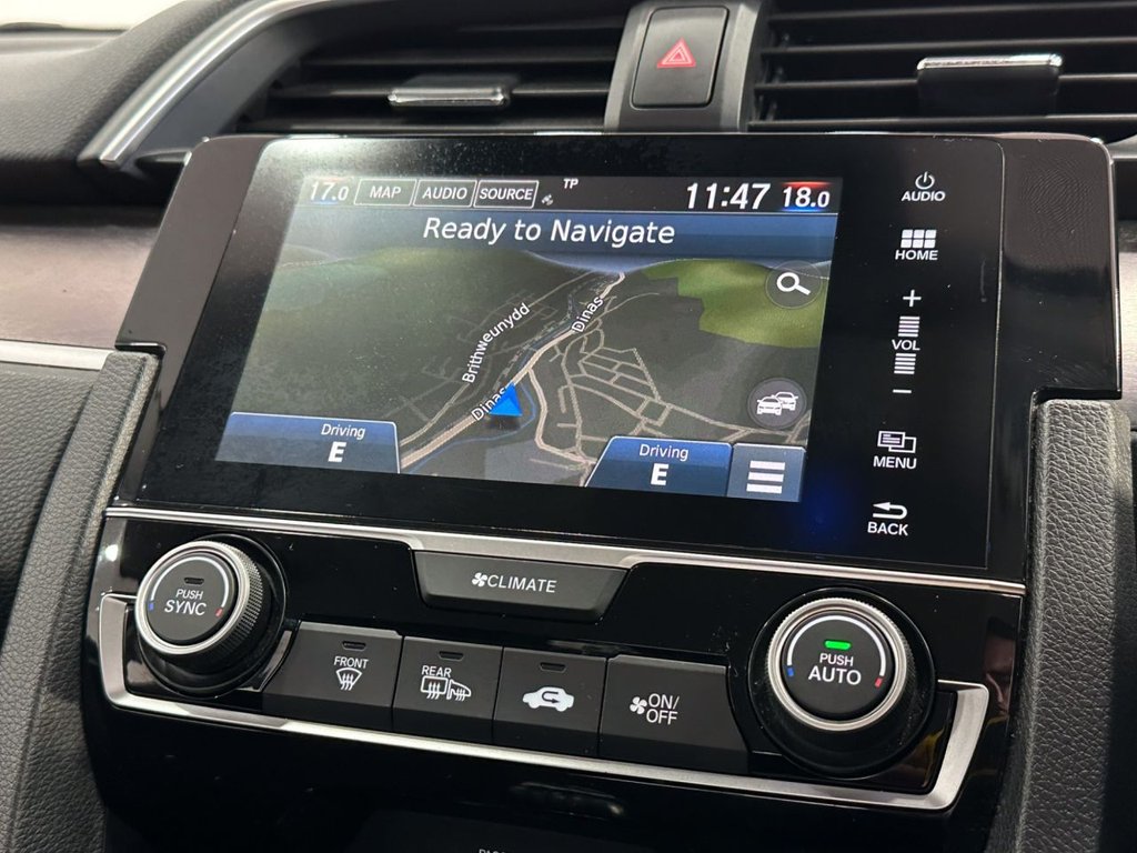 Used Honda Civic 2018 for sale - 76303945: Photo 30