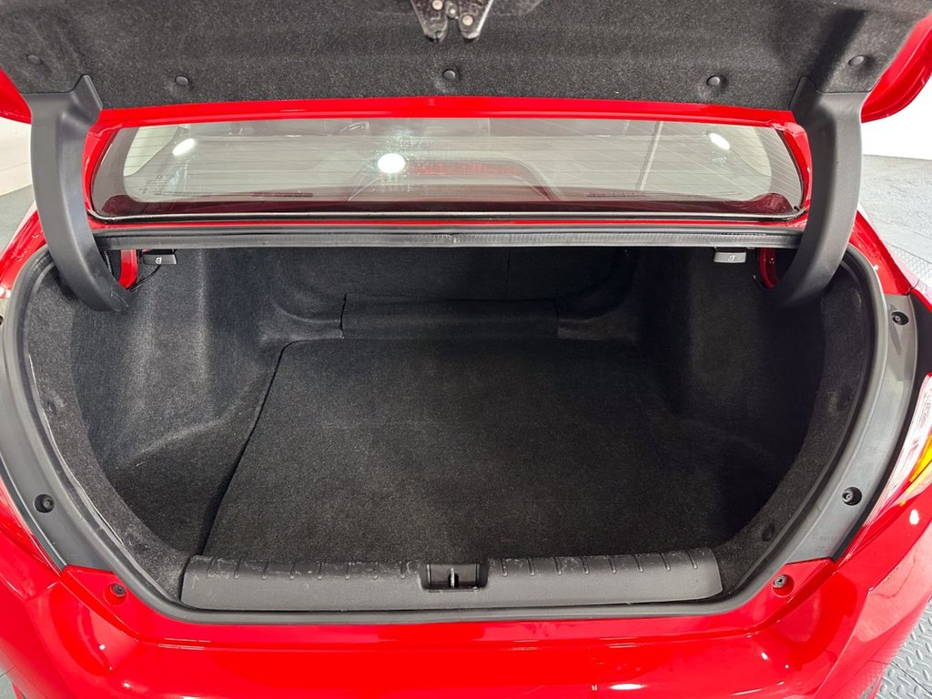 Used Honda Civic 2018 for sale - 76303945: Photo 34