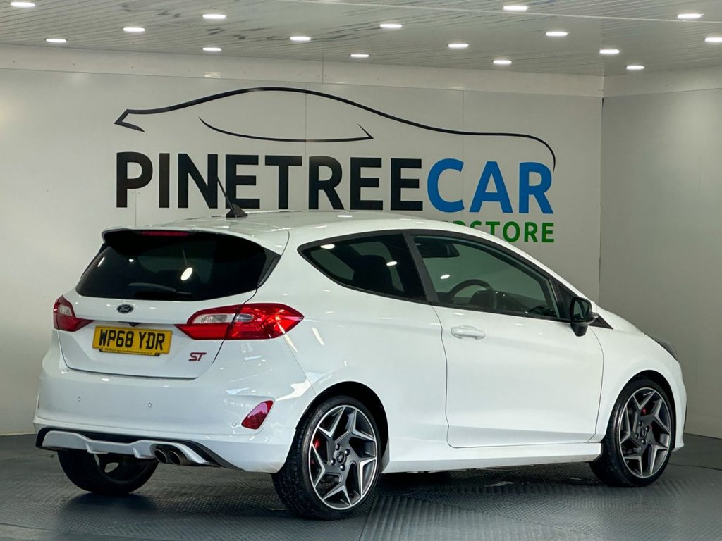 Used Ford Fiesta 2018 for sale - 76303964: Photo 10